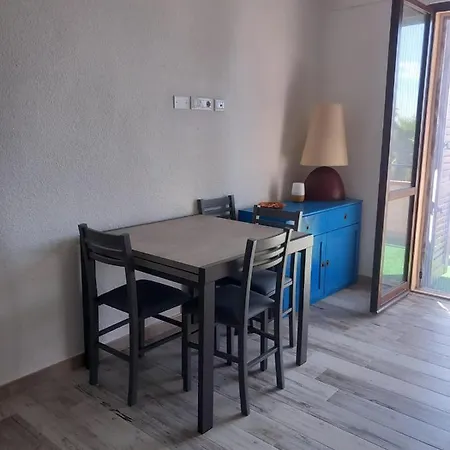 Blue House Apartment